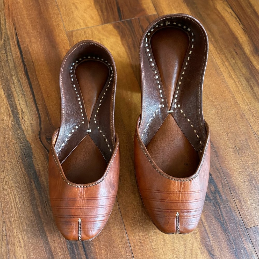 Classic Brown Leather Jutti